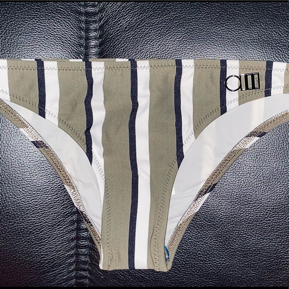 Solid & Striped Womens Cheeky Cut Striped Bikini Bottom Skimpy Cut Discontinued - Picture 3 of 7